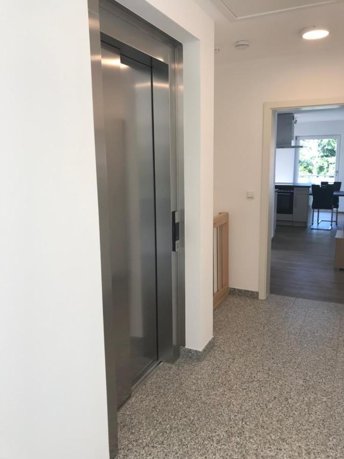 Sonniges 4 **** Dg-apartment Mit Aufzug+seeblick * Pleinfeld