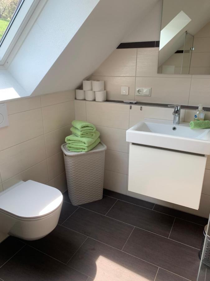 Sonniges 4 **** Dg-apartment Mit Aufzug+seeblick Pleinfeld