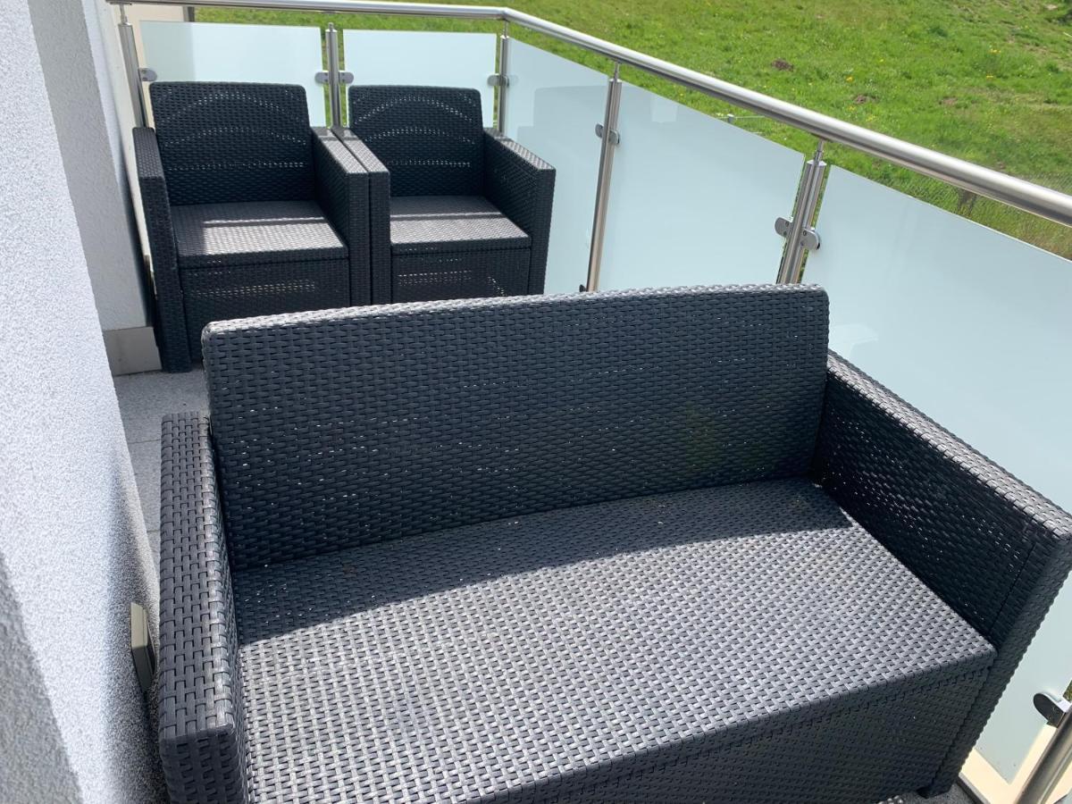 Sonniges 4 **** Dg-apartment Mit Aufzug+seeblick * Pleinfeld