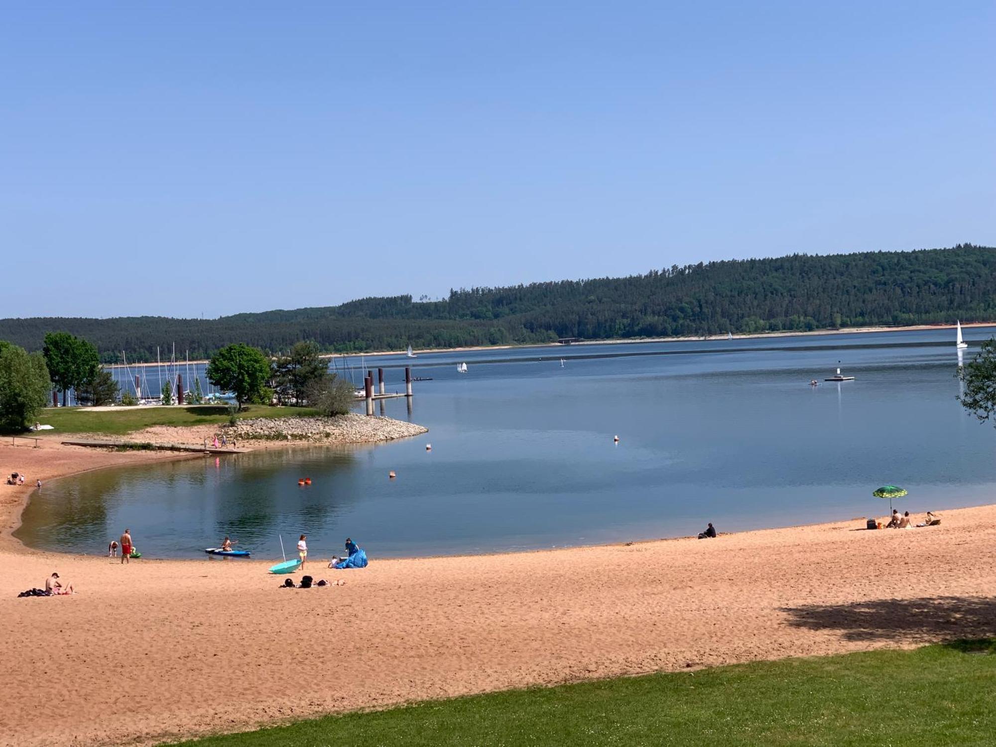 Sonniges 4 **** Dg-apartment Mit Aufzug+seeblick Apartment *